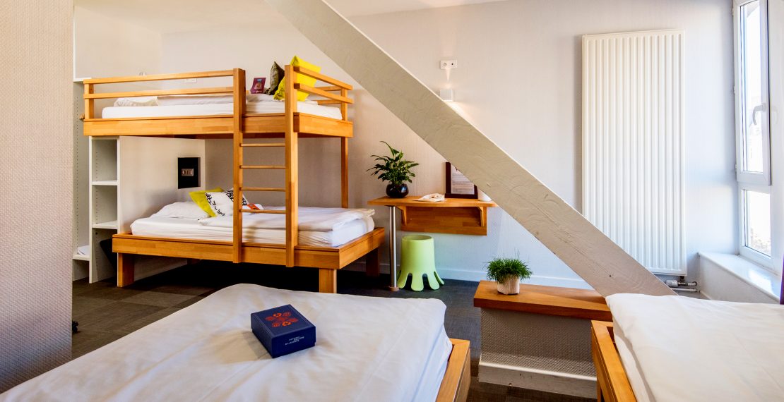 Lits superposés - chambre pour scolaires